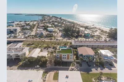 111 6th Street N, Bradenton Beach, FL 34217 - Photo 54