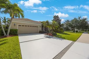 7615 Charleston St, Bradenton, FL 34201 - Photo 2