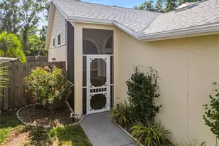 7716 Geneva Ln, Sarasota, FL 34243 - Photo 18