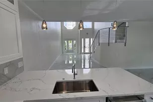 1240 Solitude Ln, Sarasota, FL 34242 - Photo 8