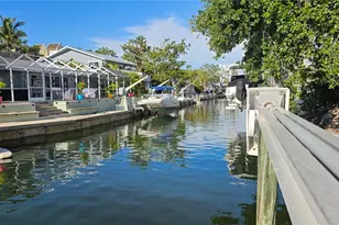 1240 Solitude Ln, Sarasota, FL 34242 - Photo 52