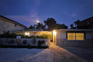 1240 Solitude Ln, Sarasota, FL 34242 - Photo 80