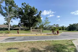 3032 Heron Lake Ct, Venice, FL 34293 - Photo 2