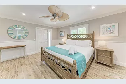 733 Holly Road, Anna Maria, FL 34216 - Photo 16