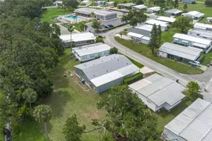 6710 36th Ave E, Palmetto, FL 34221 - Photo 32