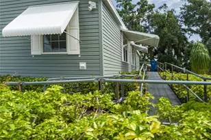 6710 36th Ave E, Palmetto, FL 34221 - Photo 38