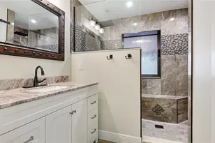 3525 Riviera Dr, Sarasota, FL 34232 - Photo 12