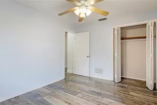 3525 Riviera Dr, Sarasota, FL 34232 - Photo 18