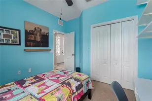 9236 Raes Creek Pl, Palmetto, FL 34221 - Photo 18