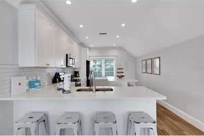 538 Canal Road, Sarasota, FL 34242 - Photo 6