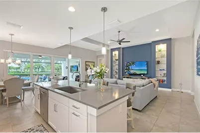 7983 Sandstar Way, Sarasota, FL 34240 - Photo 12