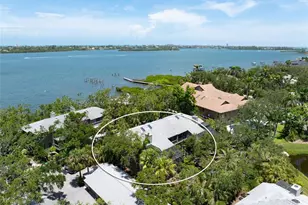 1347 Landings Dr, Sarasota, FL 34231 - Photo 60