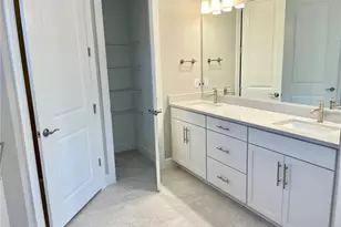 5748 Bay Pine Way, Sarasota, FL 34238 - Photo 14