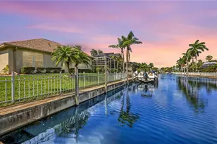 4735 Starboard Dr, Bradenton, FL 34208 - Photo 1