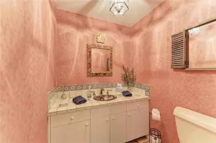 3217 Oak Grove Dr, Sarasota, FL 34243 - Photo 18