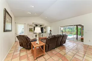 3217 Oak Grove Dr, Sarasota, FL 34243 - Photo 28