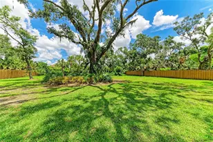 3217 Oak Grove Dr, Sarasota, FL 34243 - Photo 60