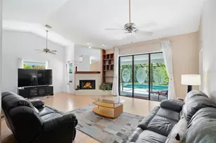 6065 Marella Ct, Sarasota, FL 34243 - Photo 10