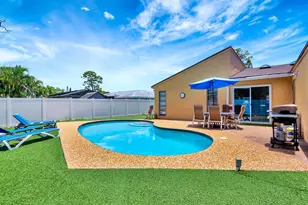 2315 Riverwood Pines Dr, Sarasota, FL 34231 - Photo 36