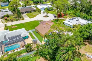 2315 Riverwood Pines Dr, Sarasota, FL 34231 - Photo 50