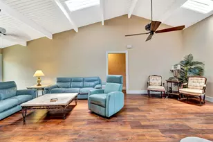 2315 Riverwood Pines Dr, Sarasota, FL 34231 - Photo 8