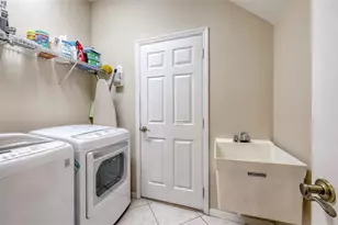 7915 Kavanagh Ct, Sarasota, FL 34240 - Photo 30