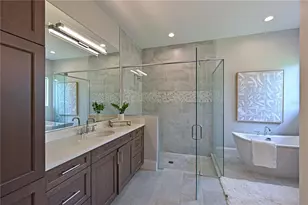 17110 Verona Pl, Lakewood Ranch, FL 34202 - Photo 22