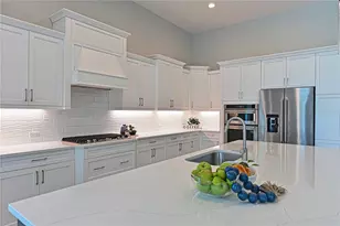 17110 Verona Pl, Lakewood Ranch, FL 34202 - Photo 14