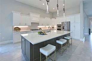 17110 Verona Pl, Lakewood Ranch, FL 34202 - Photo 12