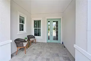 17110 Verona Pl, Lakewood Ranch, FL 34202 - Photo 4