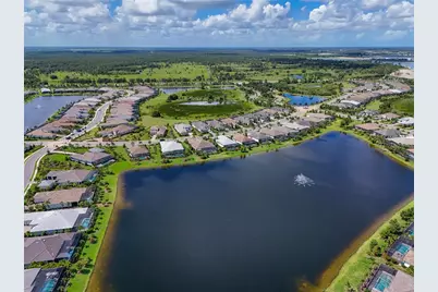 17110 Verona Place, Lakewood Ranch, FL 34202 - Photo 46