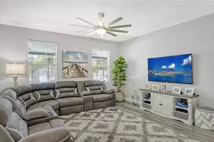 7915 115th Ave E, Parrish, FL 34219 - Photo 8