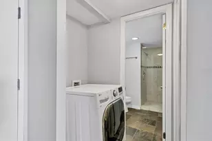 101 S Gulfstream Ave, Sarasota, FL 34236 - Photo 28