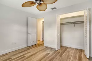 119 Whispering Sands Cir, Sarasota, FL 34242 - Photo 38