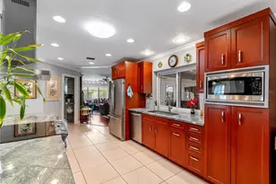 123 Windward Dr, Osprey, FL 34229 - Photo 6