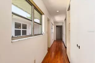 1541 Flower Dr, Sarasota, FL 34239 - Photo 38