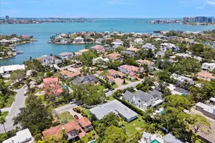 1541 Flower Dr, Sarasota, FL 34239 - Photo 54