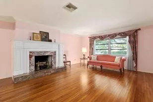 1541 Flower Dr, Sarasota, FL 34239 - Photo 14