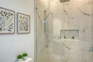 2124 Clematis Pl, Sarasota, FL 34239 - Photo 40