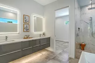2124 Clematis Pl, Sarasota, FL 34239 - Photo 24