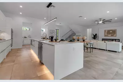 2124 Clematis Place, Sarasota, FL 34239 - Photo 8