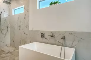 2124 Clematis Pl, Sarasota, FL 34239 - Photo 24