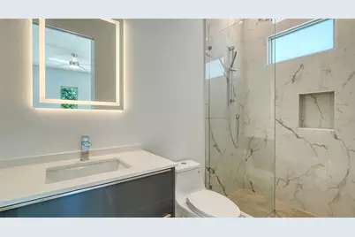 2124 Clematis Place, Sarasota, FL 34239 - Photo 42