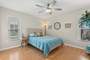 538 Magellan Dr, Sarasota, FL 34243 - Photo 26