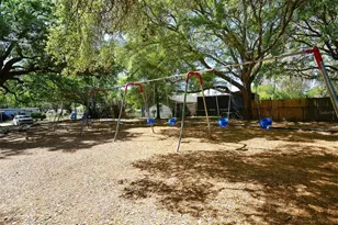 2590 Floyd St, Sarasota, FL 34239 - Photo 88