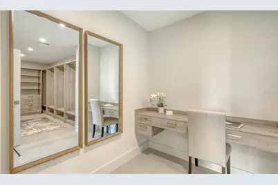 2590 Floyd Street, Sarasota, FL 34239 - Photo 52