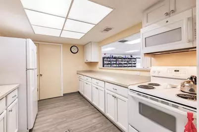 3635 Lake Bayshore Drive #J-410, Bradenton, FL 34205 - Photo 42