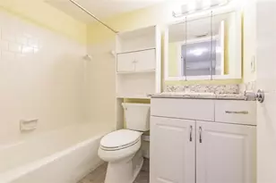 3635 Lake Bayshore Dr, Bradenton, FL 34205 - Photo 24