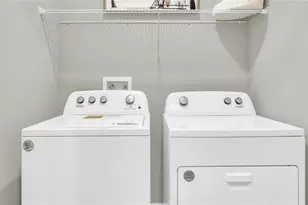 4128 Gold Dust Ln, Sarasota, FL 34243 - Photo 20