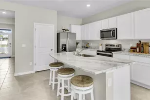 4124 Gold Dust Ln, Sarasota, FL 34243 - Photo 8